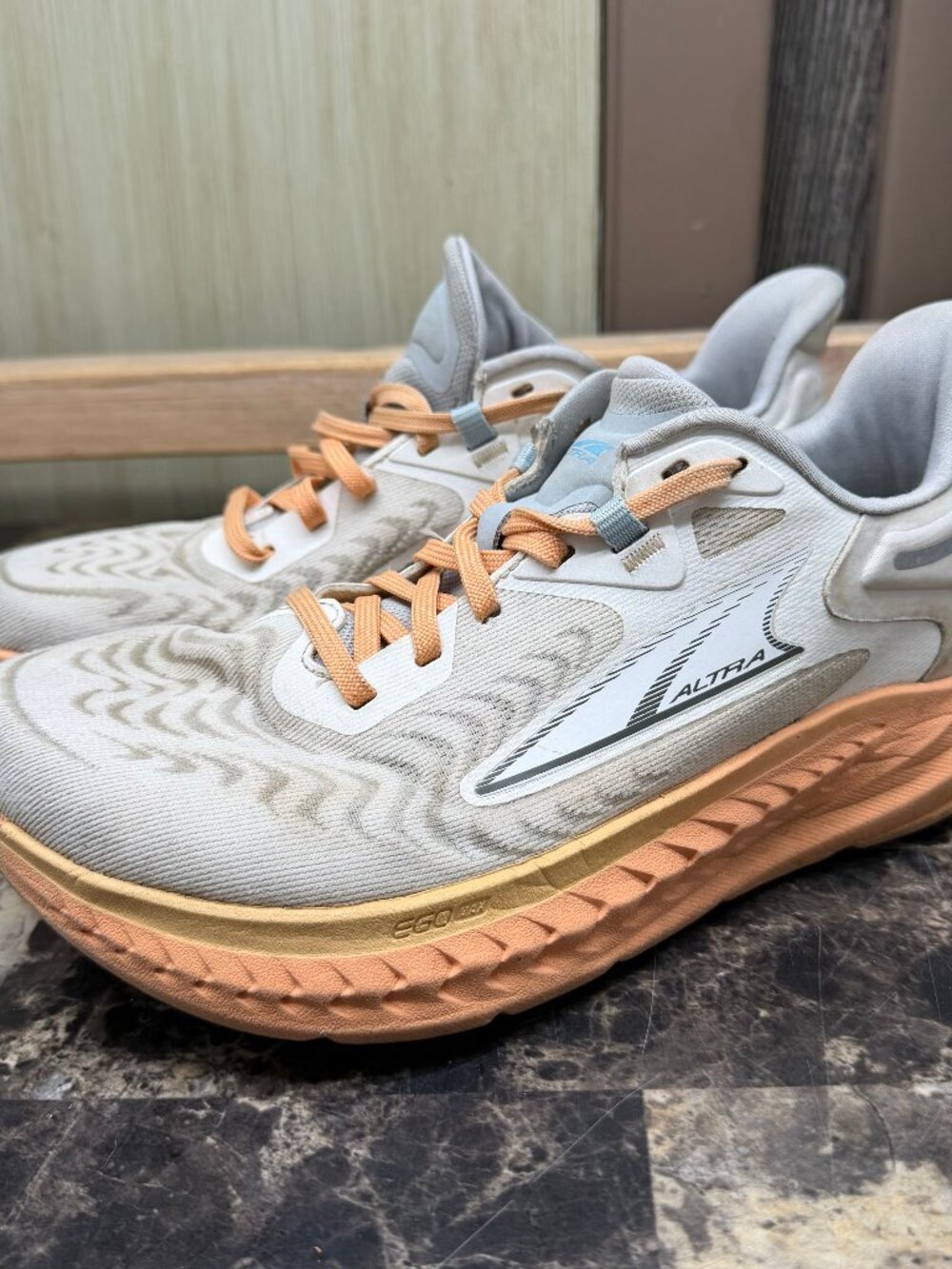Altra Torin 7 Zero Drop Running Shoe White Peach Women's Size 7.5 AL0A82CZ280